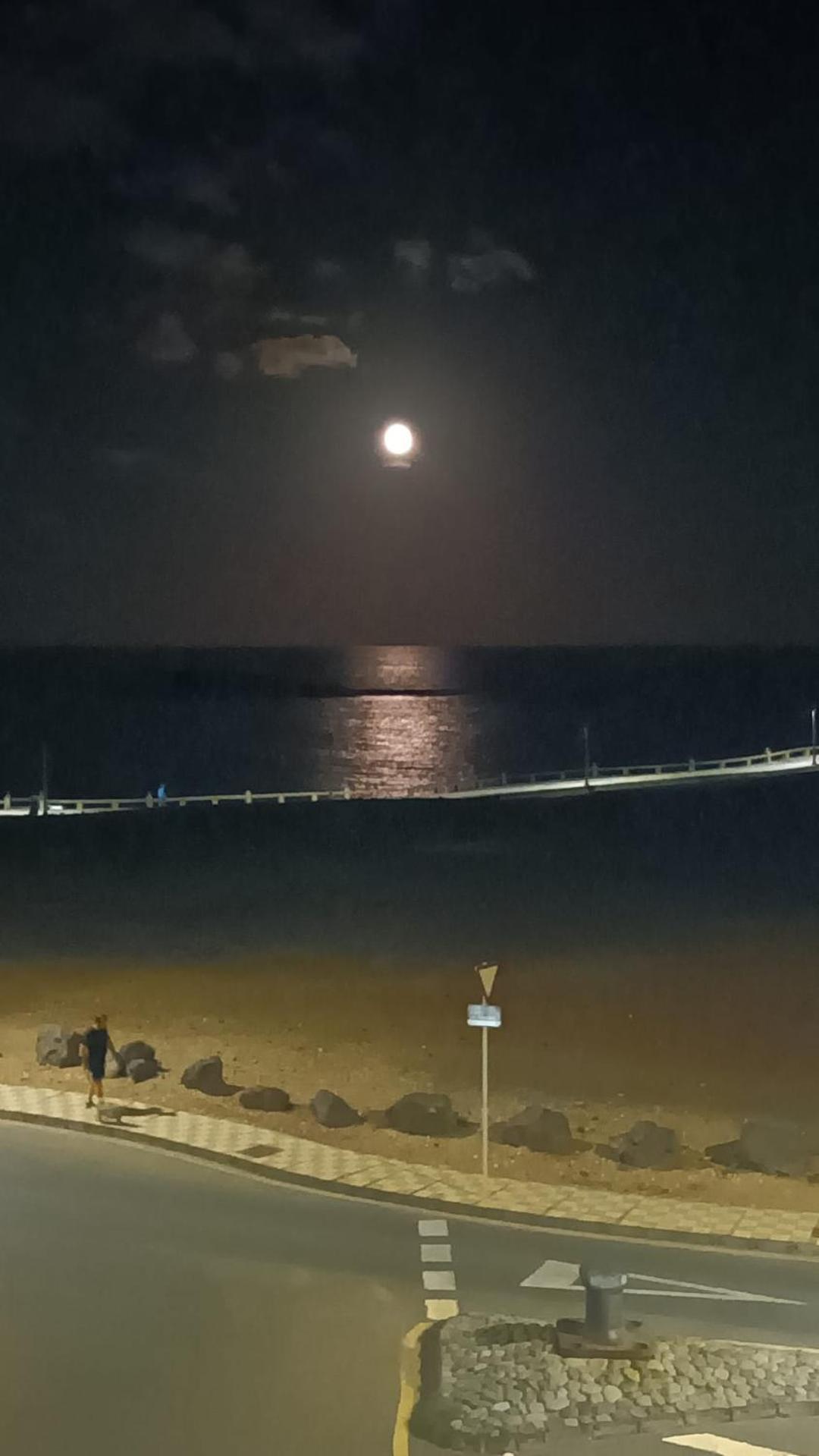Casa Faro De Arinaga Apartment ภายนอก รูปภาพ